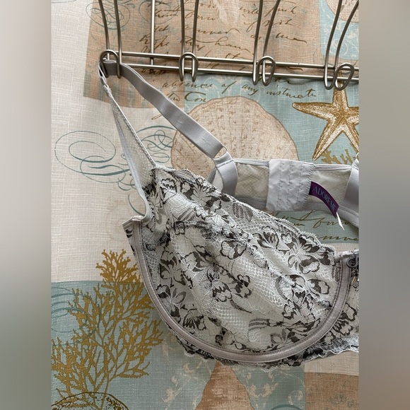 Adore Me 42 H Soft Grey Lace Underwire Plus Size Beautiful Bra - Picture 2 of 8